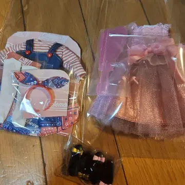 리카 인형 옷 세트