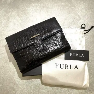 [미니멀리스트 강화 중] 훌라 FURLA 엠보 접이식 지갑