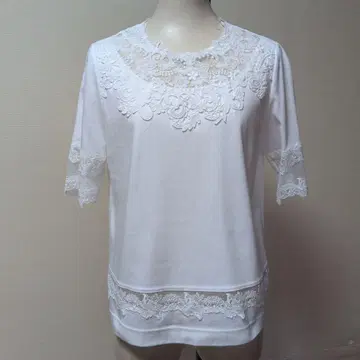 새상품 '25 S/S 수입 로싸 레이스 장식 상의 기간 한정