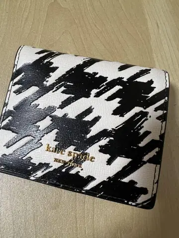 kate spade 반지갑 화이트 블랙
