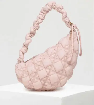 CARLYN COZY 숄더백 PALE PINK