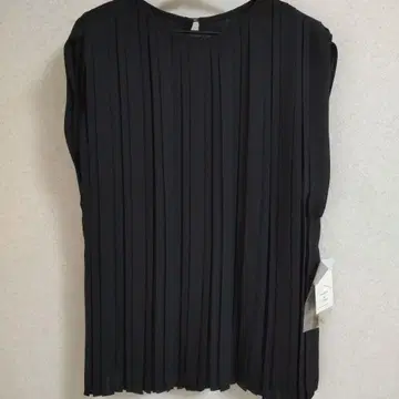 RADIATE THE LIFE DRESS 슬리브리스