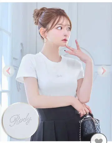 [미사용 새상품] rady 스톤 로고 티셔츠 화이트 M 사이즈