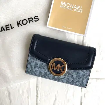새상품 마이클코어스 MICHEAL KORS 시그니처 블루 키케이스