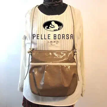 새상품급 PELLE BORSA / 페레보르사 숄더백