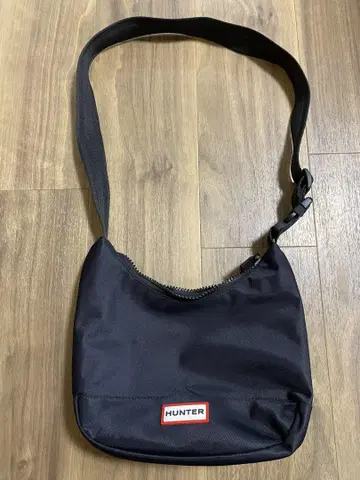 HUNTER 블랙 숄더백