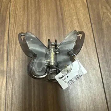 POTETE 포테테 버터플라이 클립 블랙