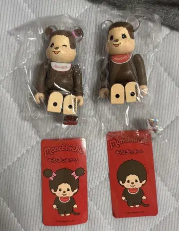 몬치치 피규어 2개 세트
