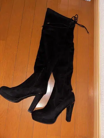 [미사용 새상품] GUESS 롱 부츠