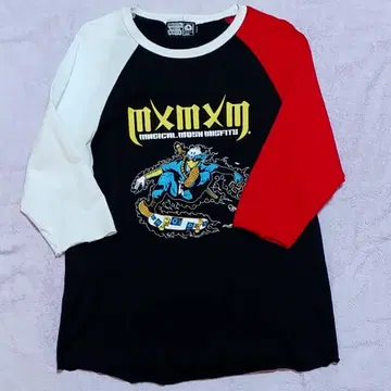 MxMxM 매지컬 모쉬 미스핏츠 래글런 티셔츠