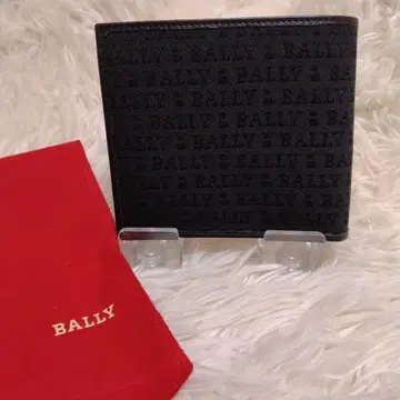 새상품급 BALLY 캔버스 접이식 지갑 올 패턴 로고 블랙