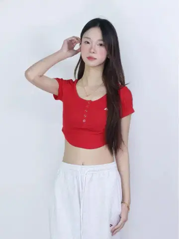여름에 딱! 타이트 미니 상의 심플한 디자인 외출 평상복!