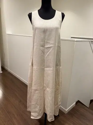 미사용 Max Mara LEISURE 슬리브리스 린넨 원피스