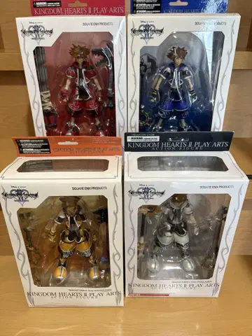 플레이아츠 play arts 소라 킹덤하츠 스퀘어 에닉스