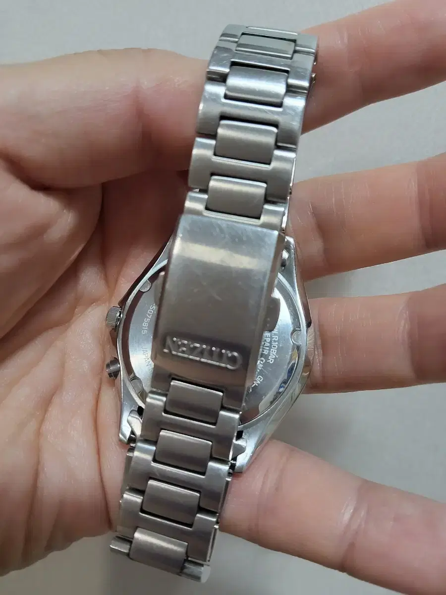 Product Details - 5