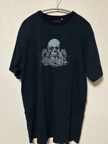 Quiksilver T-shirt 해골 무늬