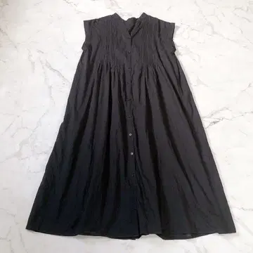 UNITED ARROWS 핀턱 원피스 개더 넉넉한 블랙