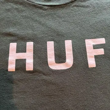 스테디셀러! HUF 심플 로고 티셔츠