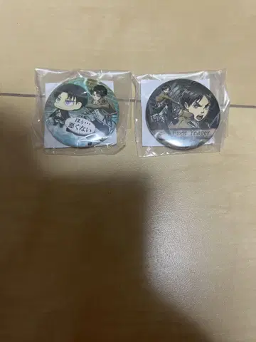 진격의 거인 미니 캔뱃지 엘렌 리바이 세트 SEGA