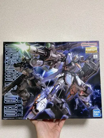 MG 1/100 듀얼 건담 어솔트 슈라우드