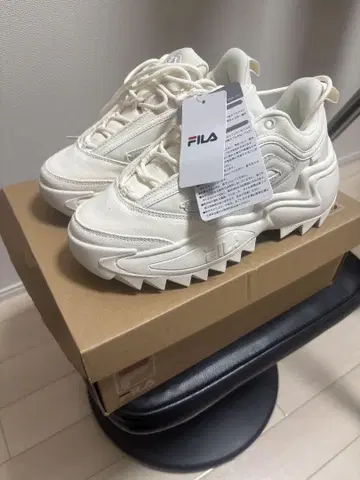 FILA TWISTER 스니커즈 24.0cm 화이트