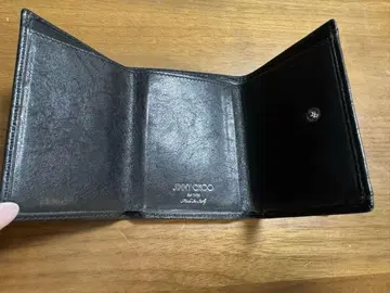 블랙 가죽 3단 폴더형 지갑 지미추 jimmy Cho o