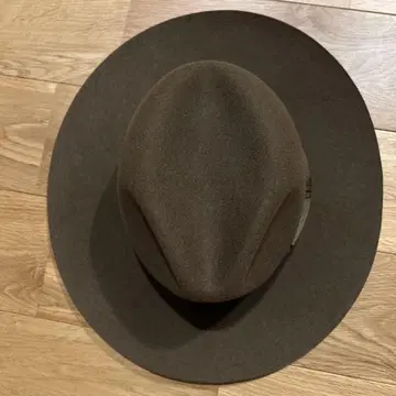 THE H.W. DOG & CO. 햇