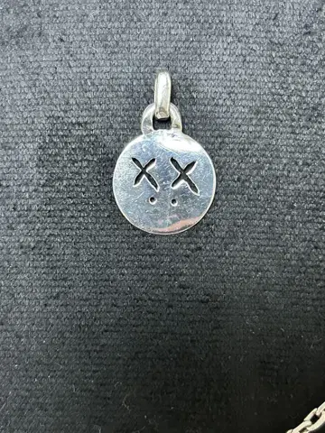 실버 웃는 얼굴 디자인 펜던트