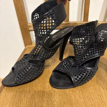 EVADO 블랙 메쉬 디자인 오픈토 하이힐 9cm 힐 used