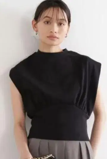 택 포함 미사용 새상품 NATURAL BEAUTY BASIC 티셔츠