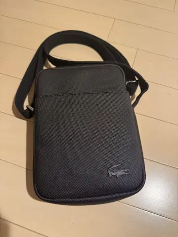 Lacoste 블랙 숄더백