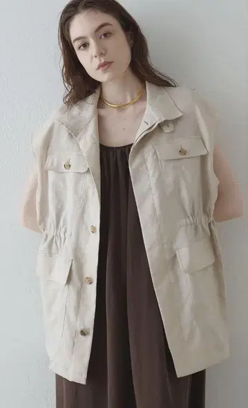 콘티넨탈 린넨 베스트