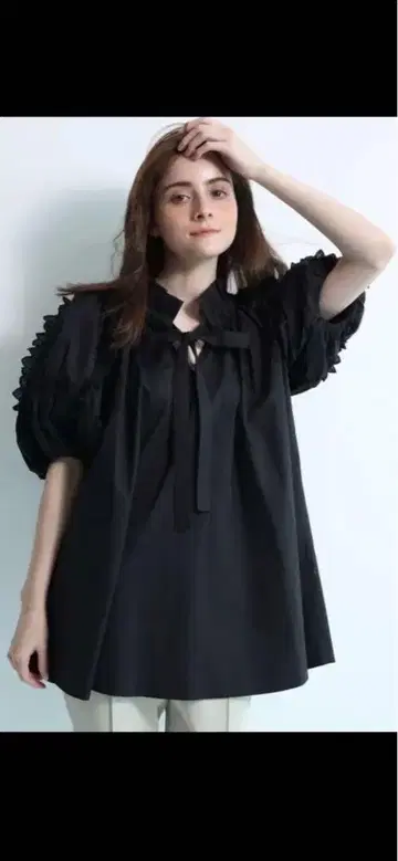 CADUNE 카듀네 프릴 소매 리본 넥 상의 블라우스 튜닉