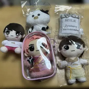 봉제 인형 굿즈