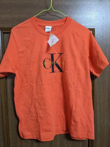미사용 새상품 Calvin Klein 티셔츠 M