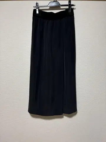 쉽스 큐프라 아이라인 슬릿 스커트