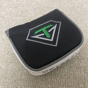 오딧세이 ODYSSEY 툴롱 퍼터 커버 말렛형 PT