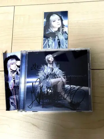 GARNiDELiA 사인 CD