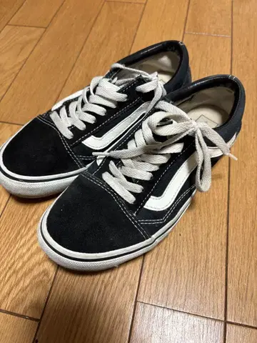 Vans 블랙 올드스쿨 24cm