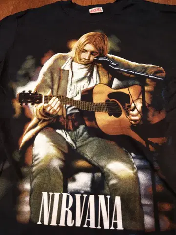 레어 NIRVANA 티셔츠 블랙 커트 코베인 밴드 티셔츠 XL