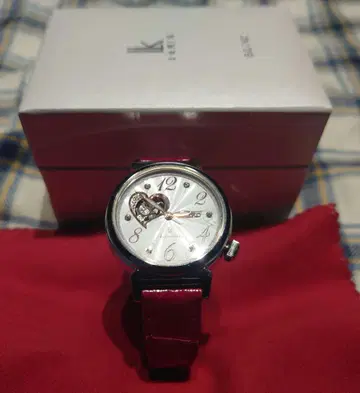 SEIKO 루키아 오토매틱 오픈 하트 4R38-01C0 가죽 밴드