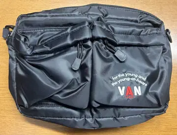 VAN 나일론 숄더백 블랙