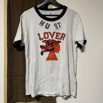 ERL VENICE BEACH HURT LOVER Tee
