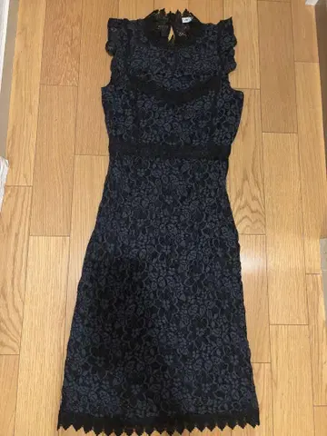 ZARA 네이비 레이스 슬리브리스 원피스