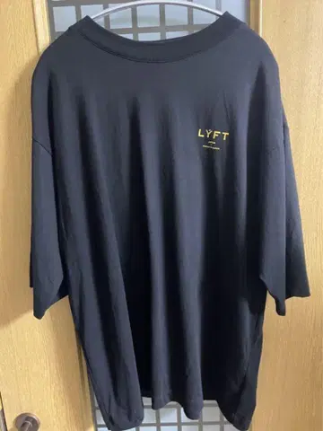 LYFT 티셔츠