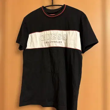 GUESS 로고 T셔츠 S 사이즈 블랙