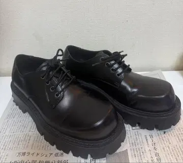 [새상품급] ZARA 로퍼 25.5cm
