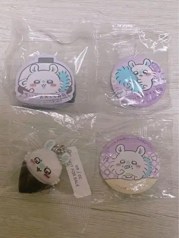 치이카와 (먼작귀) 쿠라스시 콜라보 모몽가 피규어 캔뱃지 마그넷 4점