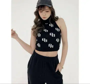 GYDA GG PATTERN 아메슬리 니트 TOPS 블랙