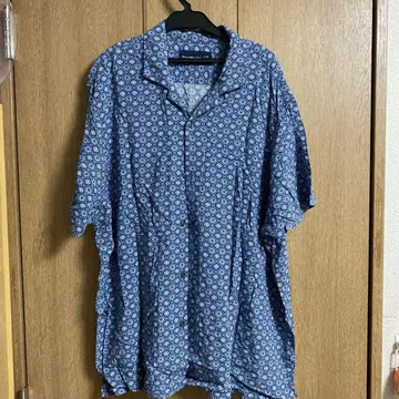 Abercrombie & Fitch 네이비 반팔 패턴 셔츠 90s